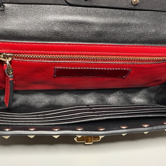 Valentino Garavani Rockstud Spike Black Velvet Wallet on Chain ✨ - Picture 5 of 8
